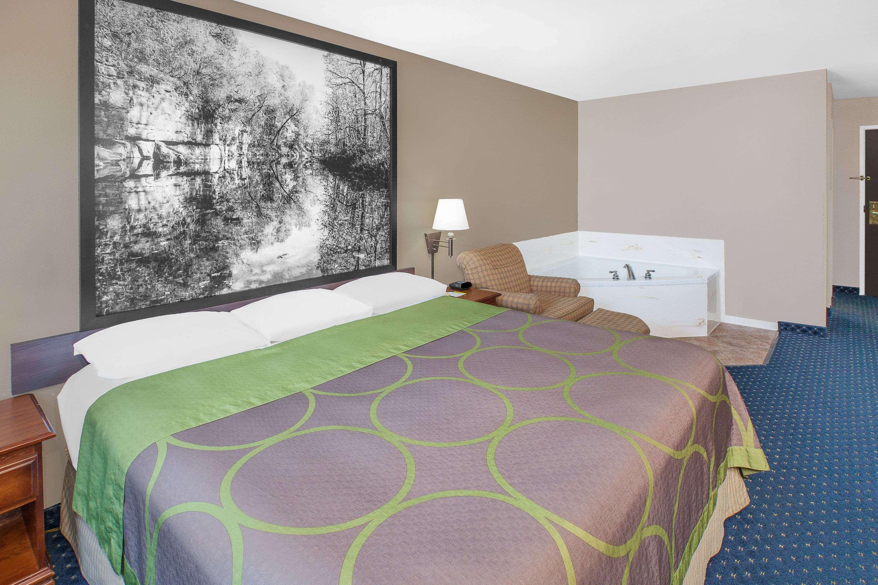Super 8 By Wyndham Lowell/Bentonville/Rogers Area Екстериор снимка