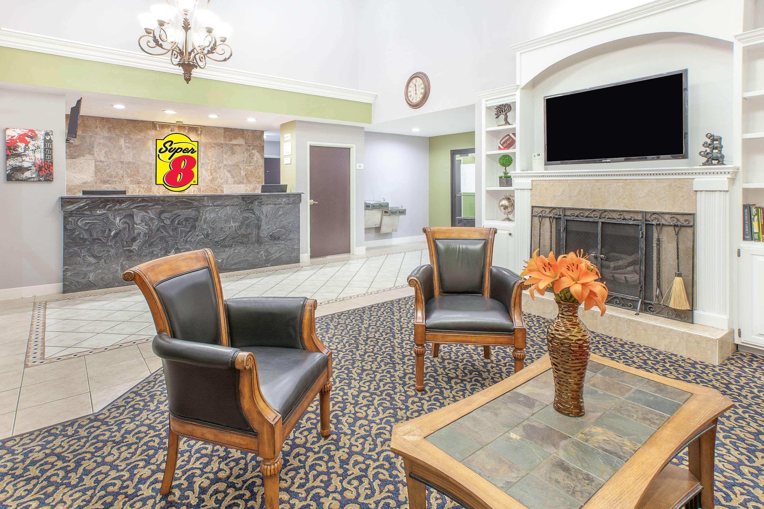 Super 8 By Wyndham Lowell/Bentonville/Rogers Area Екстериор снимка