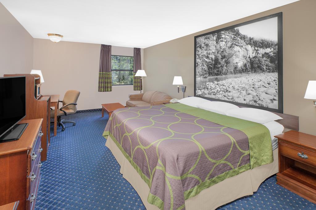Super 8 By Wyndham Lowell/Bentonville/Rogers Area Екстериор снимка